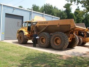 Big Volvo Truck - NexTire Commercial