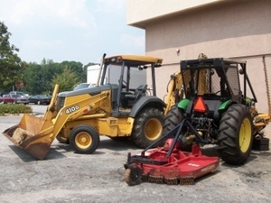 Tractors - NexTire Commercial